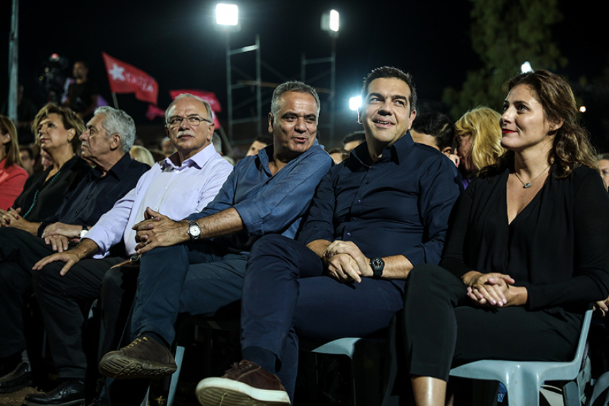 ΣΥΡΙΖΑ: Ο Τσίπρας θέλει «νέο ΠΑΣΟΚ με οικολογία» και ψάχνει νέα μέλη