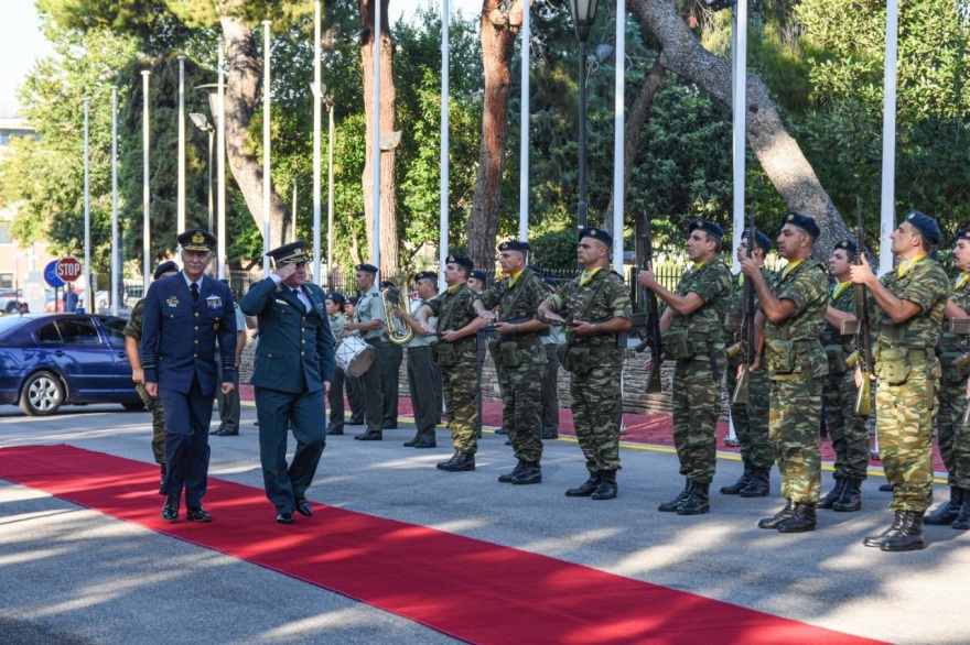 Μπήκαν οι υπογραφές για επιτήρηση του εναέριου χώρου των Σκοπίων από ελληνικά μαχητικά