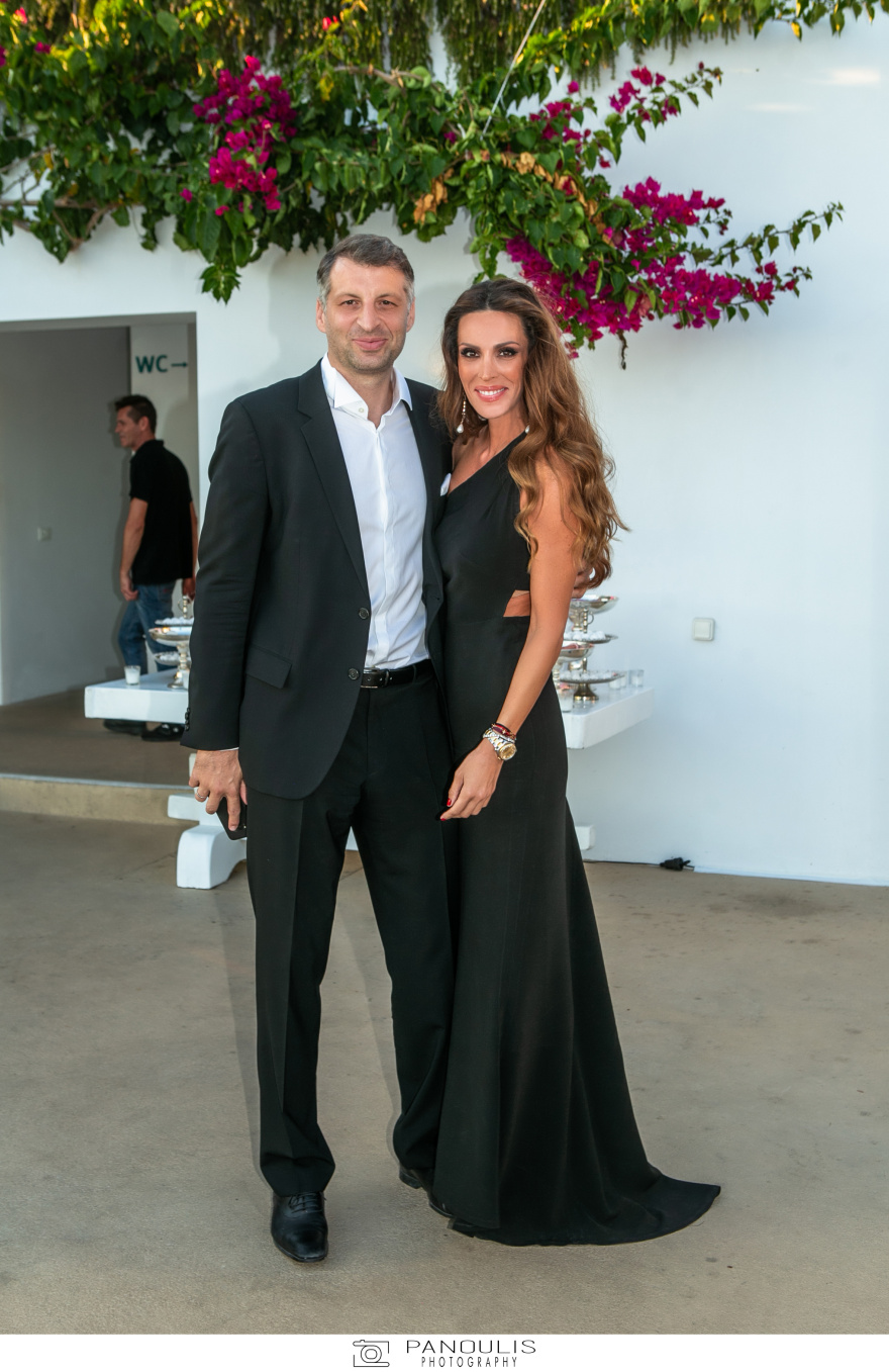 Ο λαμπερός γάμος της Δήμητρας Λαζαράτου με τον Μιχάλη Σταθάτο