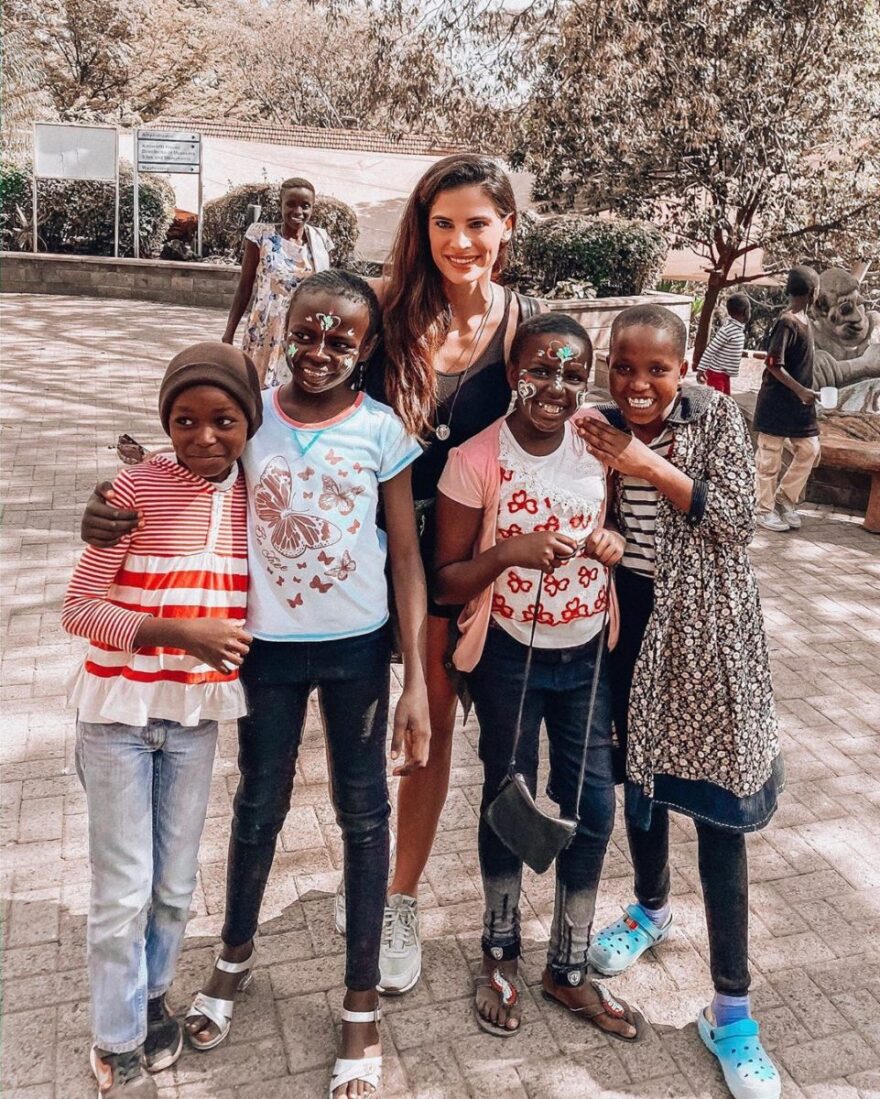 Χριστίνα Μπόμπα & Μαρίνα Βερνίκου: Οι κουμπάρες πήγαν Αφρική