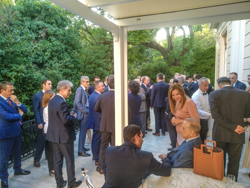 Συνάντηση του Κυριάκου Μητσοτάκη με τους νέους βουλευτές της ΝΔ στο Μαξίμου 