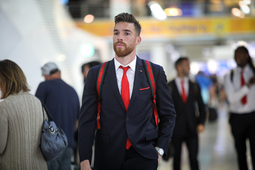 «Κλικς» από την αναχώρηση του Ολυμπιακού για το Βελιγράδι 