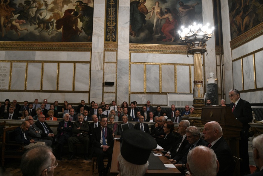 Ντράγκι: Η Ελλάδα χρειάζεται αύξηση ΑΕΠ, η Ευρώπη εγγύηση καταθέσεων