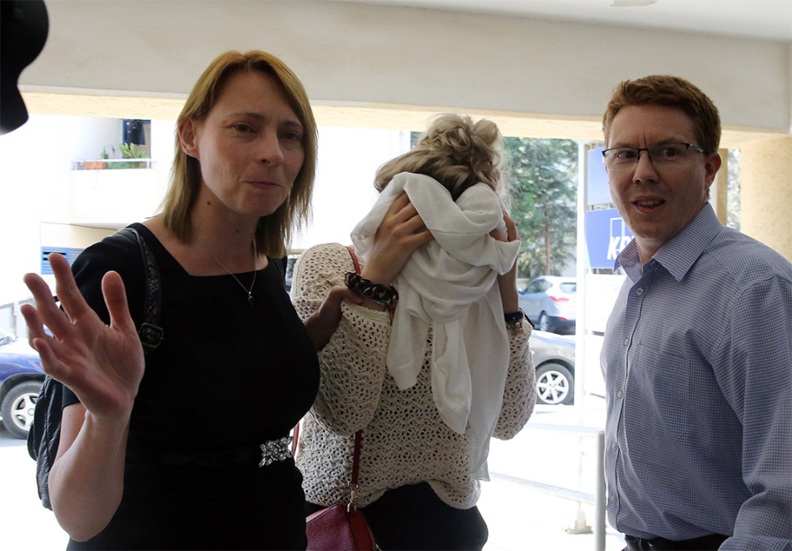 Δίκη Βρετανίδας στην Κύπρο: To βίντεο δείχνει πως το σεξ ήταν συναινετικό, όχι η καταγραφή του