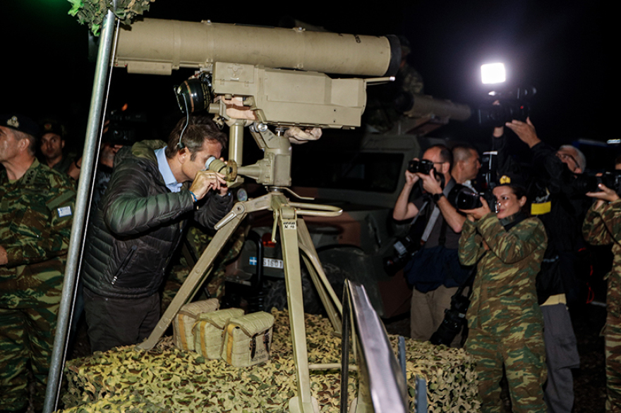 Μητσοτάκης από «Παρμενίωνα»: H άμυνα της χώρας βρίσκεται σε καλά χέρια