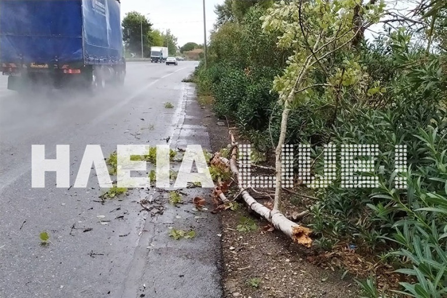 Κακοκαιρία σε όλη τη χώρα: Πλημμύρες και κατολισθήσεις στη Δυτική Ελλάδα