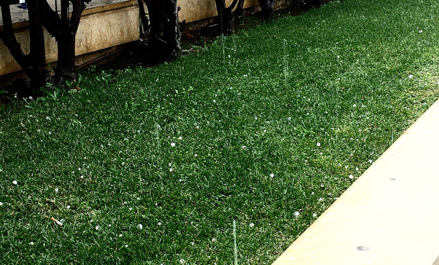 Καιρός: Σάρωσε την Αττική με χαλάζι το κύμα της κακοκαιρίας