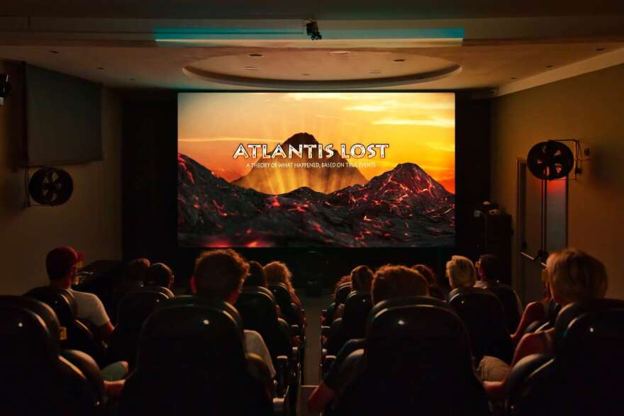 Στη Σαντορίνη «αναζητά» τη χαμένη Ατλαντίδα το Discovery Channel