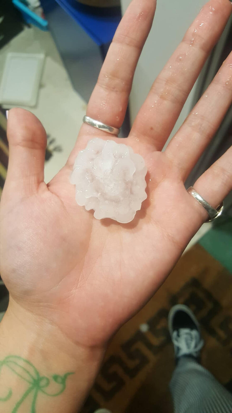 Καιρός: Σάρωσε την Αττική με χαλάζι το κύμα της κακοκαιρίας