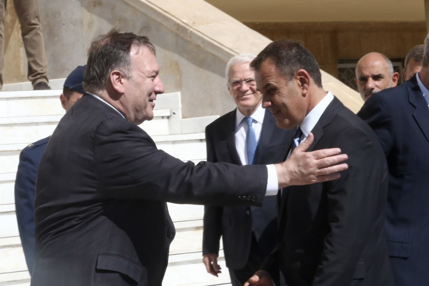 Ο Πομπέο συνάντησε και τον υπουργό Εθνικής Άμυνας - Τι συζήτησαν