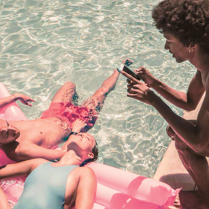 Χρεοκοπία Thomas Cook: Ο θείος του Παπακαλιάτη έχασε €5 εκατ.