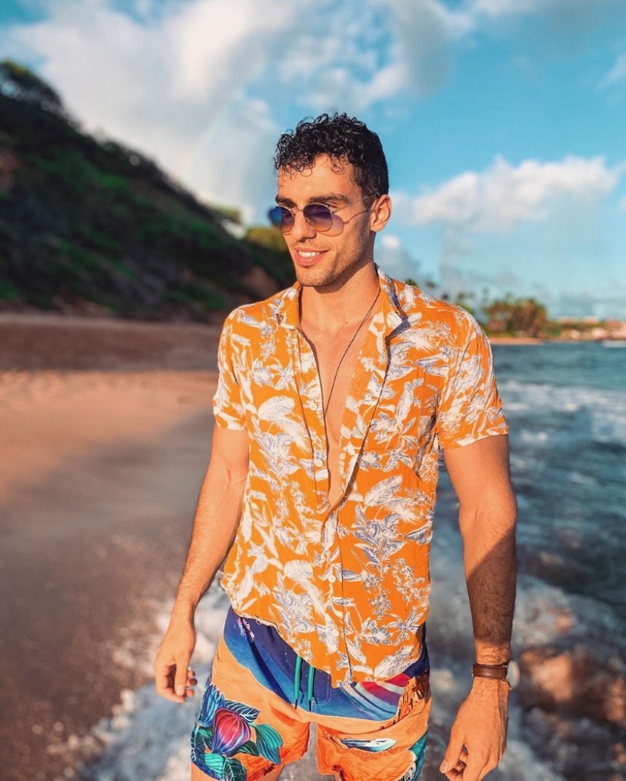 GNTM: Ποιος είναι ο εντυπωσιακός άντρας που βοήθησε τις διαγωνιζόμενες με τα φίδια