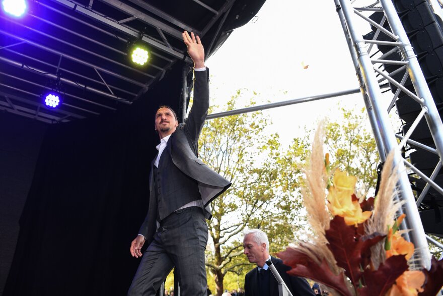 Ο Ιμπραΐμοβιτς έγινε άγαλμα!