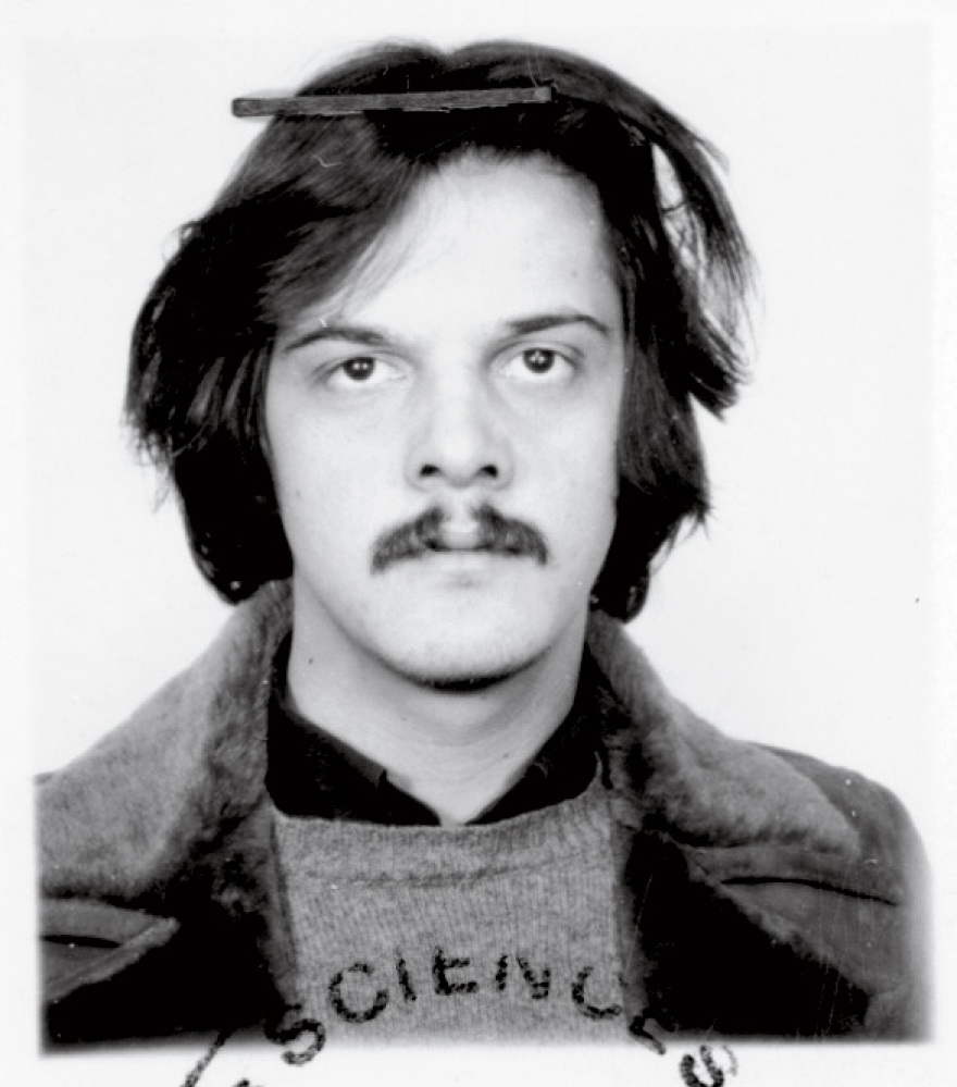 Απόστολος Δοξιάδης στο ΘΕΜΑ: Η αριστερά παραμένει ψωνισμένη  με τον εαυτό της