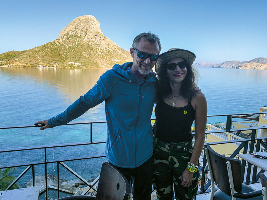 Τζο Νέσμπο:  Στην  Κάλυμνο με τον  συγγραφέα  των best sellers