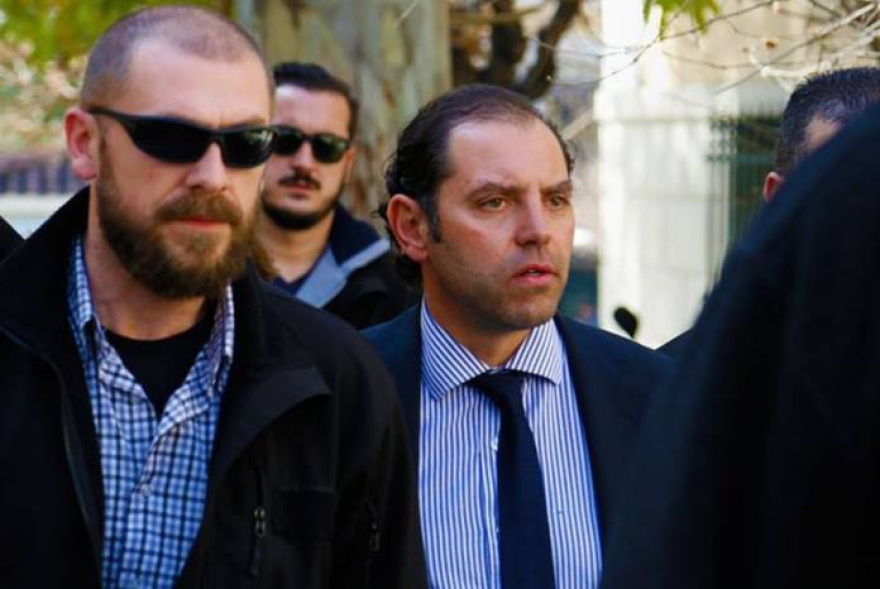 Παναγιώτης Μαυρίκος: Το τέλος γράφτηκε μέσα σε μια Cayenne