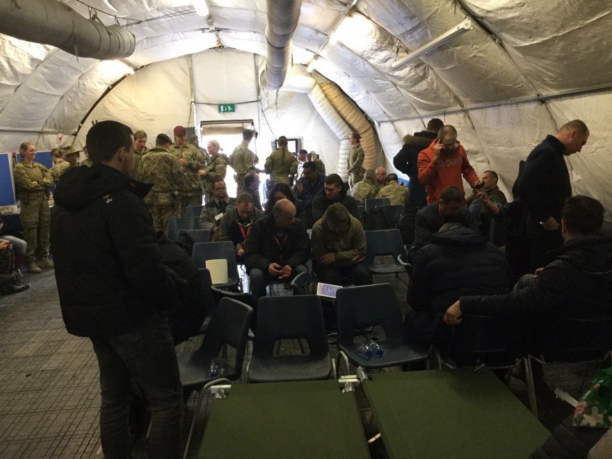 Συγκλονίζει ο Έλληνας πιλότος που επέζησε από πολύνεκρο τρομοκρατικό χτύπημα στην Καμπούλ