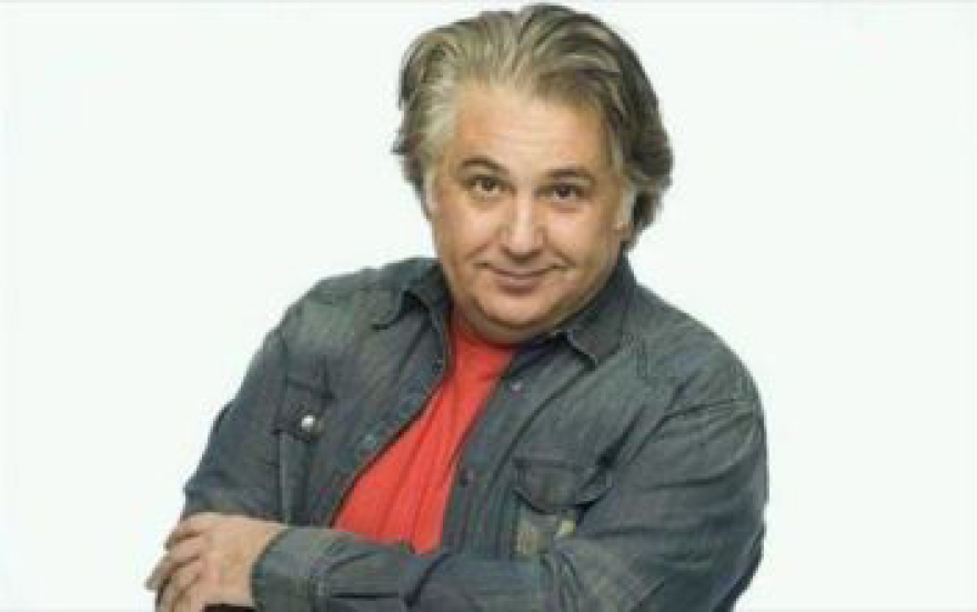 ΘΕΜΑ 104.6: Αυτοί είναι οι καλεσμένοι του Νίκου Θρασυβούλου 