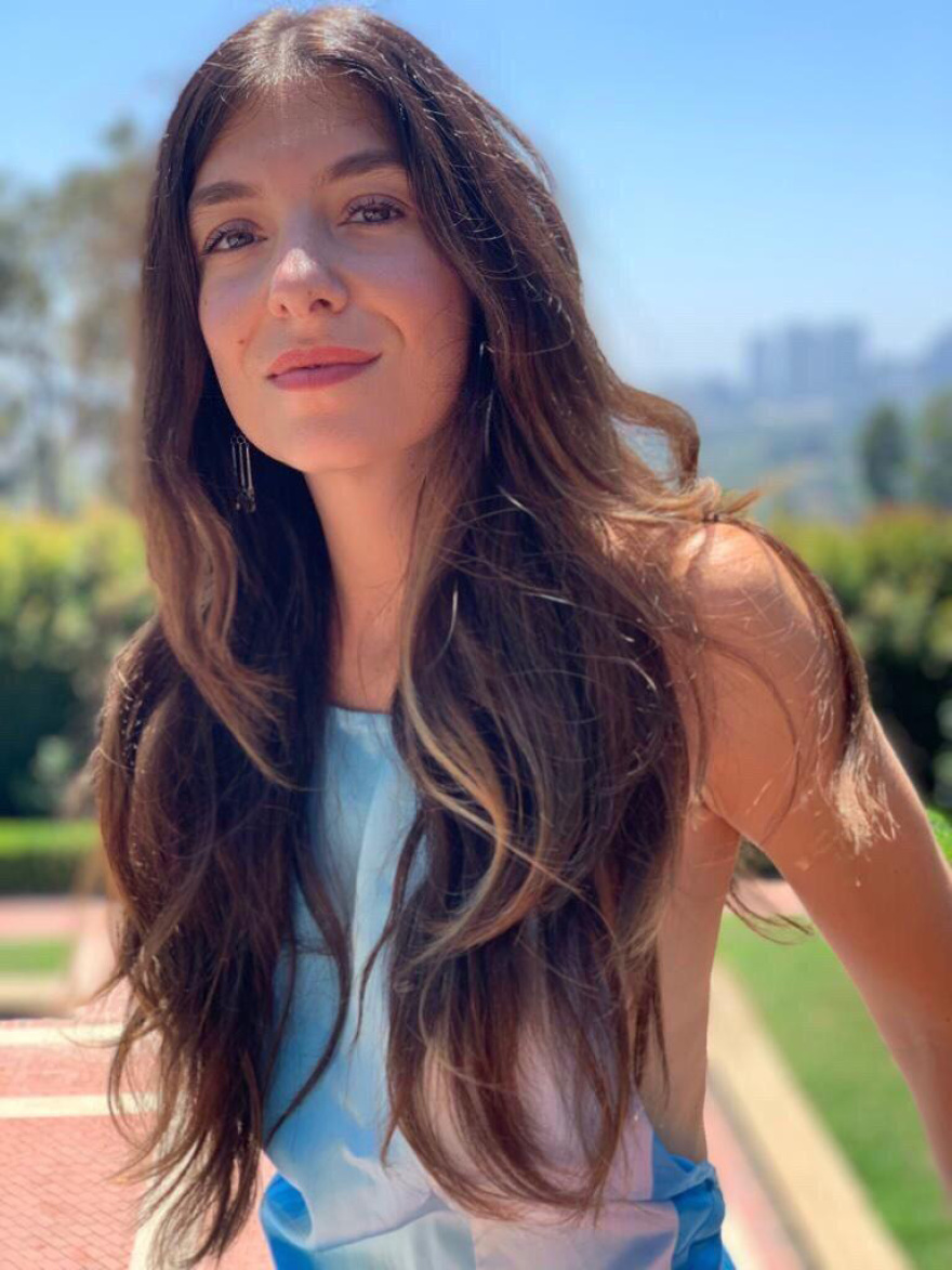 Μαριάννα Λαλαούνη: Η Ελληνίδα που στέλνει στίχους στον Seal