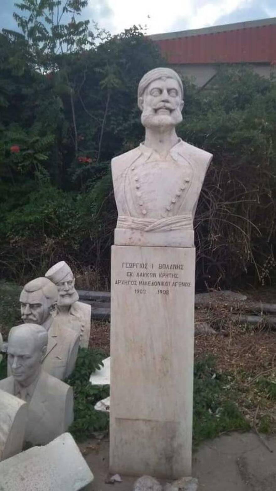 Θεσσαλονίκη: Από τα «αζήτητα» στη θέση τους και πάλι οι προτομές των Μακεδονομάχων