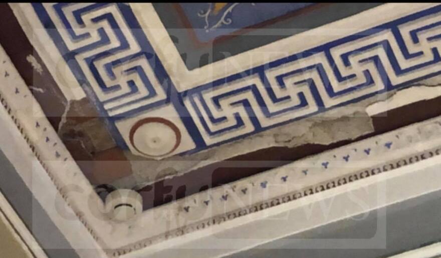 Κέρκυρα: Εικόνες ντροπής - Εγκαταλελειμμένο το Αχίλλειο