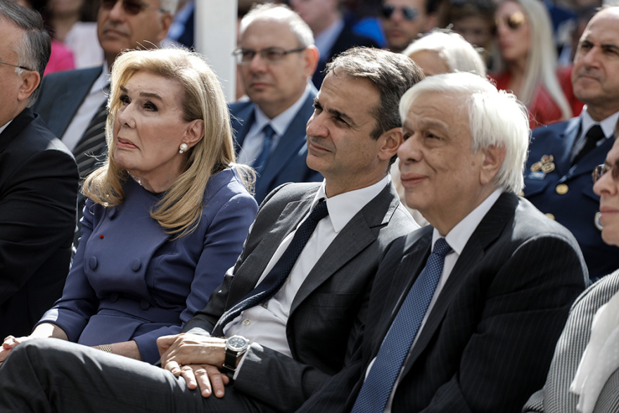 Μητσοτάκης: Είμαστε λίγοι για να είμαστε διχασμένοι