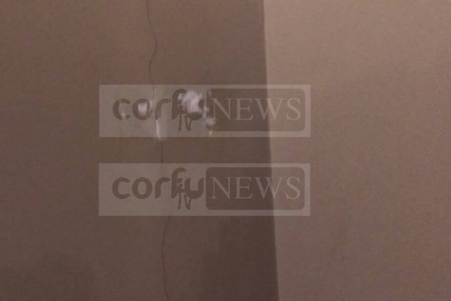 Κέρκυρα: Εικόνες ντροπής - Εγκαταλελειμμένο το Αχίλλειο