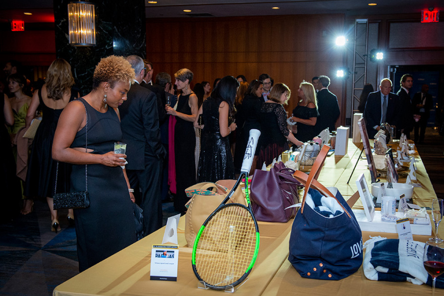 Ελληνική Πρωτοβουλία: Λαμπερό γκαλά στη Νέα Υόρκη