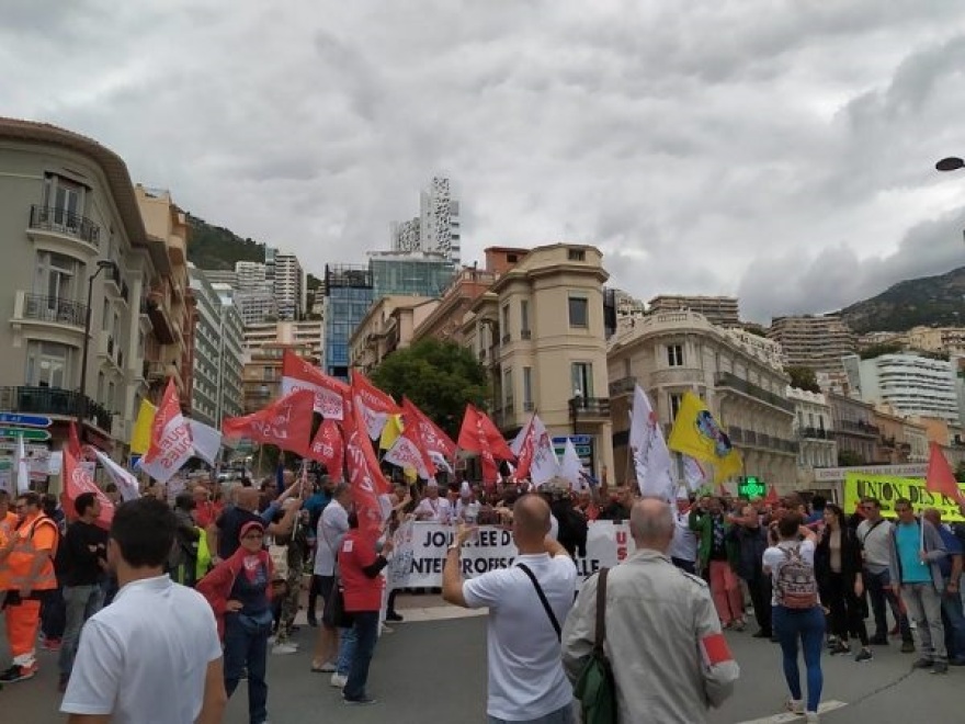Το ΠΑΜΕ διαδηλώνει στο... Μονακό!