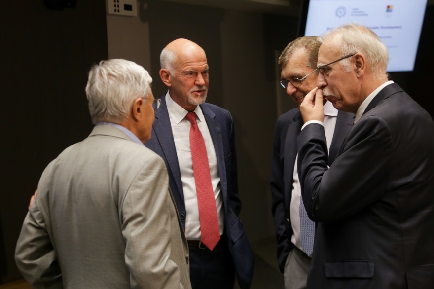 Ο Γιώργος Παπανδρέου με Άδωνι Γεωργιάδη και Δημήτρη Βίτσα