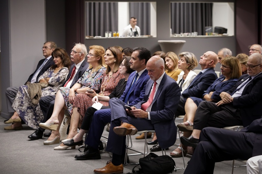 Ο Γιώργος Παπανδρέου με Άδωνι Γεωργιάδη και Δημήτρη Βίτσα