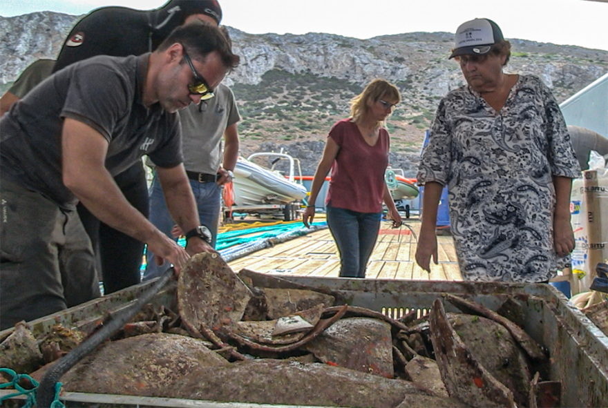 Ναυάγιο Αντικυθήρων: Ξεκόλλησαν οι έρευνες - Εντυπωσιακές φωτογραφίες από τα ευρήματα