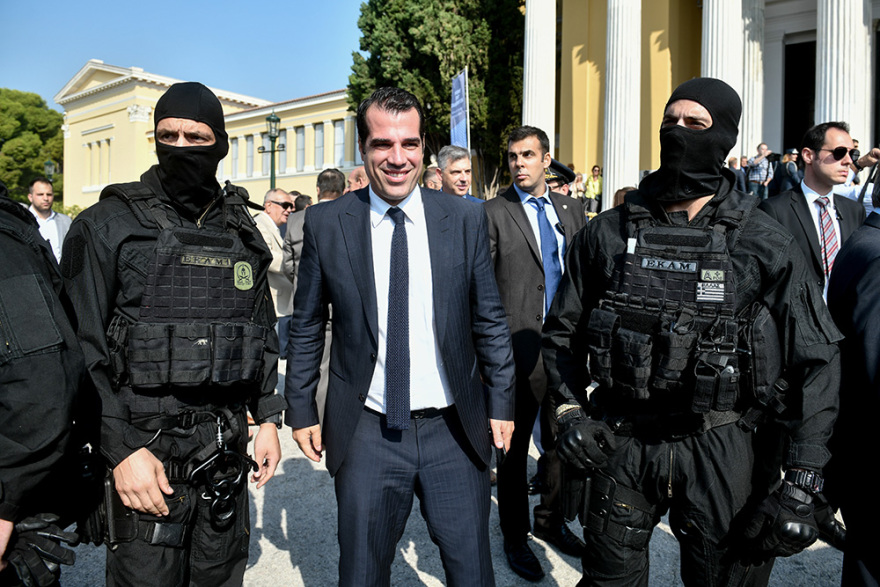 «Ημέρα της Αστυνομίας»: Ελικόπτερα, μηχανές, ποδήλατα και αστυνομικοί σκύλοι στη γιορτή της ΕΛΑΣ
