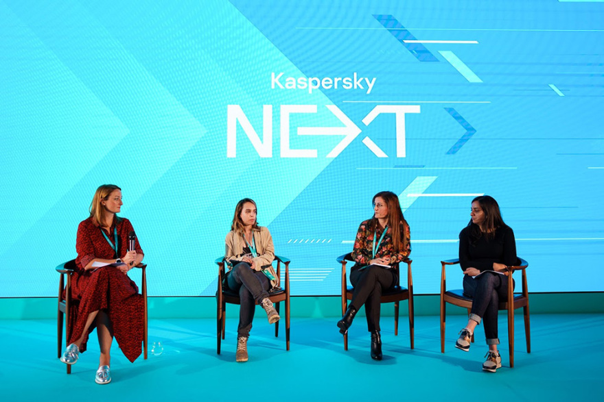 Τεχνητή Νοημοσύνη: Πώς οι αλγόριθμοι εισβάλλουν στη ζωή μας - Τι μας περιμένει στο μέλλον 