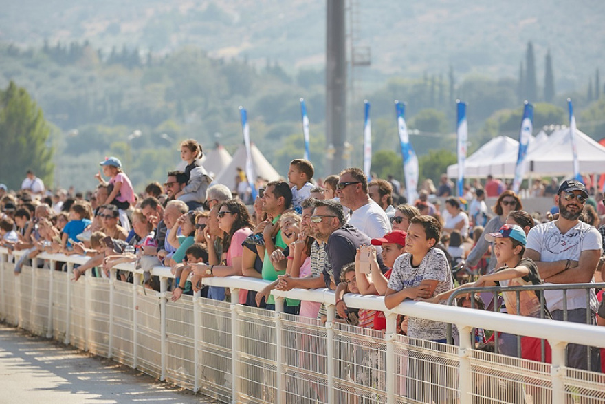 Συναρπαστικό θέαμα στο 73ο Ελληνικό Ντέρμπι ΟΠΑΠ