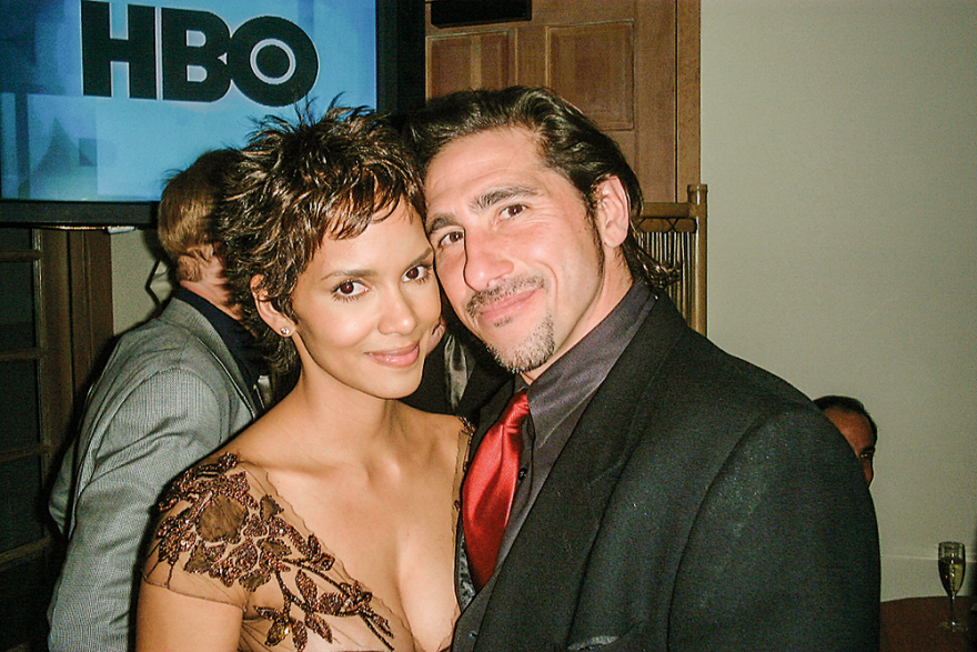  Πολ Καραφώτης: O Έλληνας εραστής της Ντέμι Μουρ μιλά για το απαγορευμένο ειδύλλιο