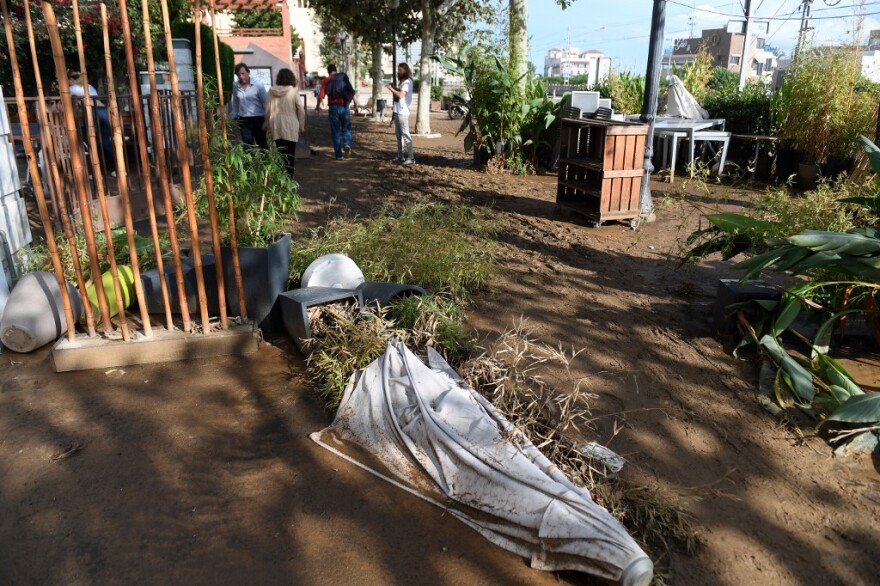 Eικόνες θεομηνίας στην Καταλονία: Ένας νεκρός και τέσσερις αγνοούμενοι από τις πλημμύρες