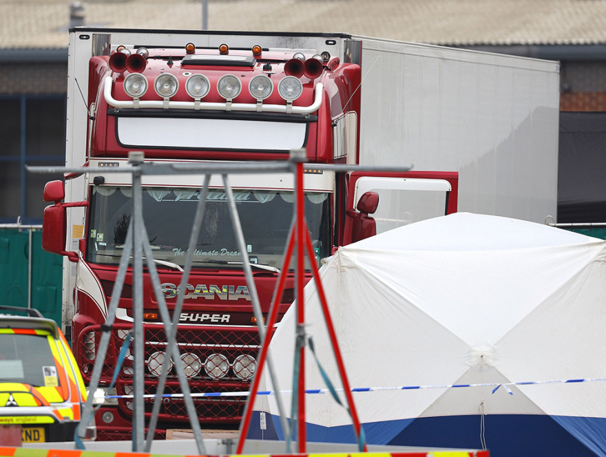 Θρίλερ στο Έσεξ με τα 39 πτώματα σε φορτηγό - Τι δείχνουν οι έρευνες