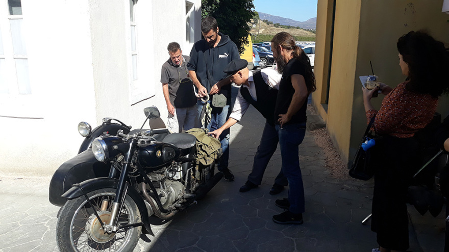 Άγριες Μέλισσες: Το protothema.gr μπήκε στο χωριό που γυρίζεται το πιο επιτυχημένο σίριαλ της χρονιάς