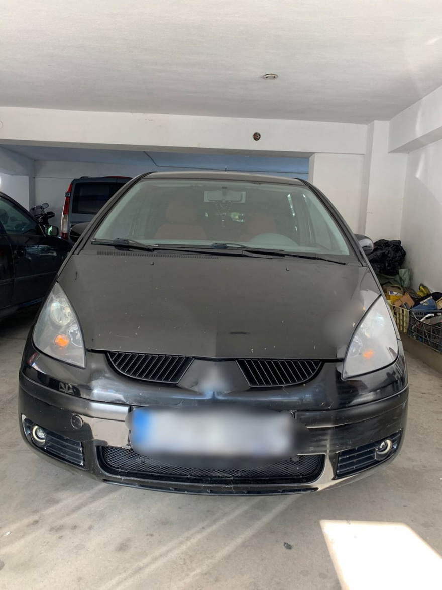 Ιερέας σε σπείρα που εμφιάλωνε ποτά - «μπόμπες» σε μπουκάλια που μάζευε από σκουπίδια 