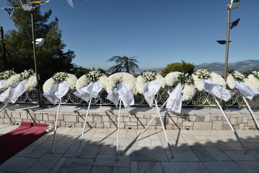 Σοφία Κοκοσαλάκη: Συγκινητικό το «αντίο» στη σχεδιάστρια - «Τίμησες την Ελλάδα»