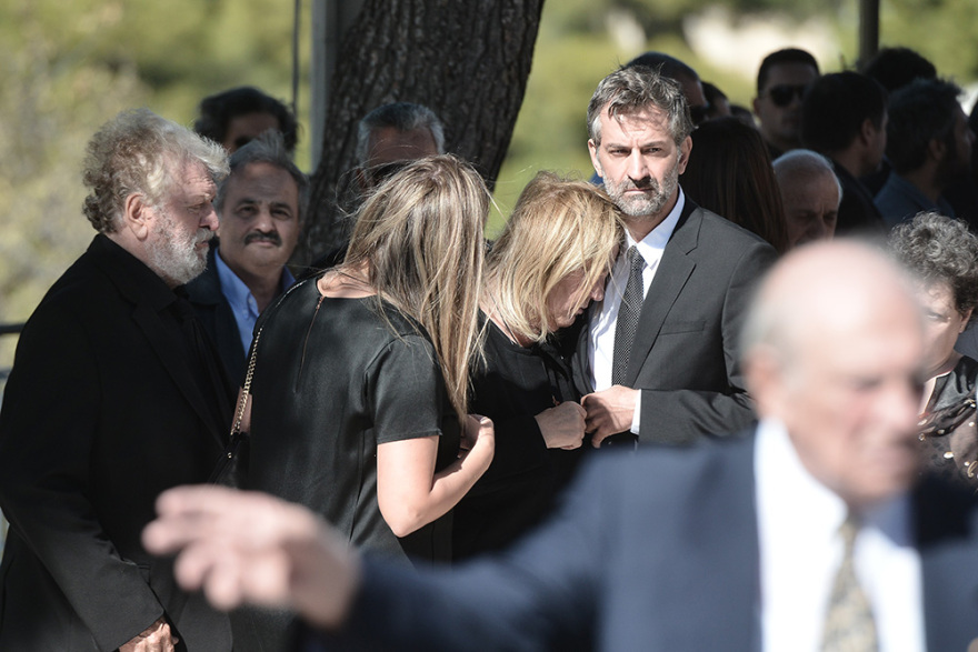 Σοφία Κοκοσαλάκη: Συγκινητικό το «αντίο» στη σχεδιάστρια - «Τίμησες την Ελλάδα»