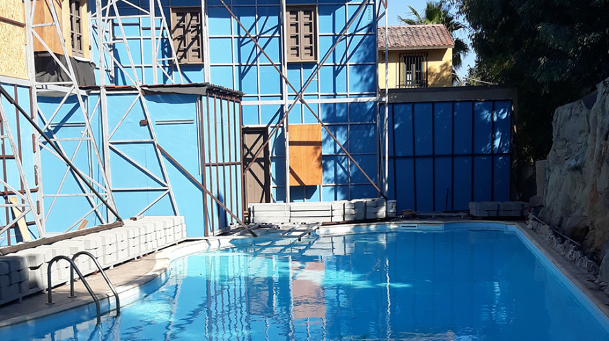 Απίστευτο backstage στις «Άγριες Μέλισσες»: Στο Διαφάνι έχουν και πισίνα! 