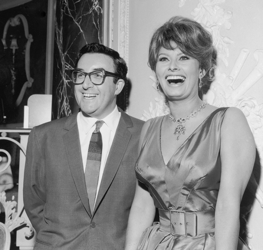 The Ritz: Πωλείται το «διαμάντι» της Βρετανίας