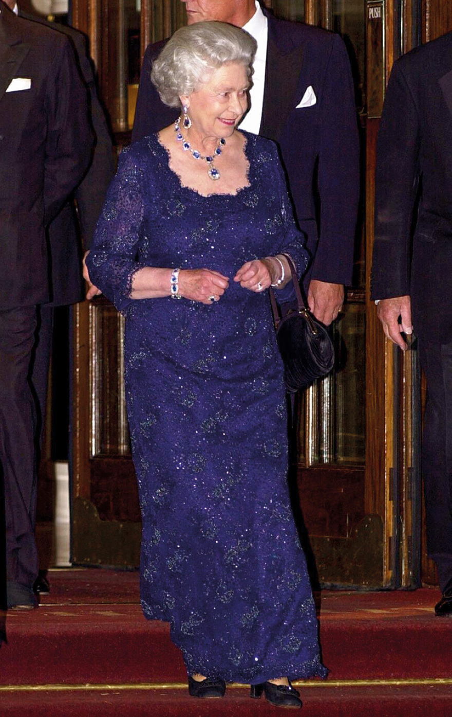 The Ritz: Πωλείται το «διαμάντι» της Βρετανίας