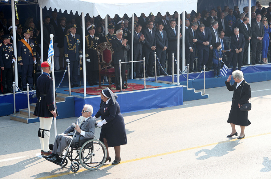 Θεσσαλονίκη: Εντυπωσιακή η στρατιωτική παρέλαση για την 28η Οκτωβρίου