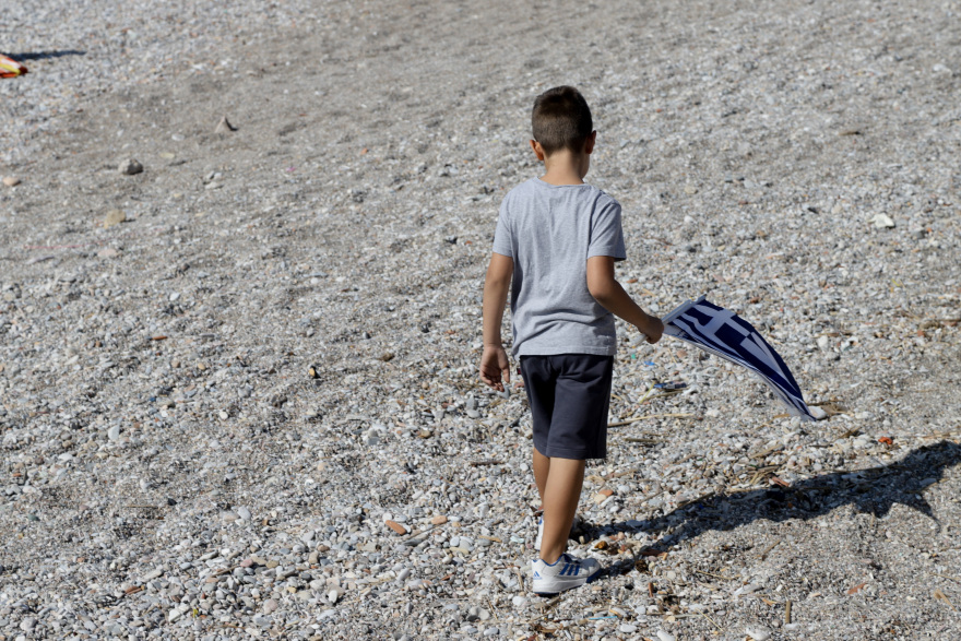 Παρέλαση: Βόλτα στην παραλία του Φαλήρου μετά τους εορτασμούς 