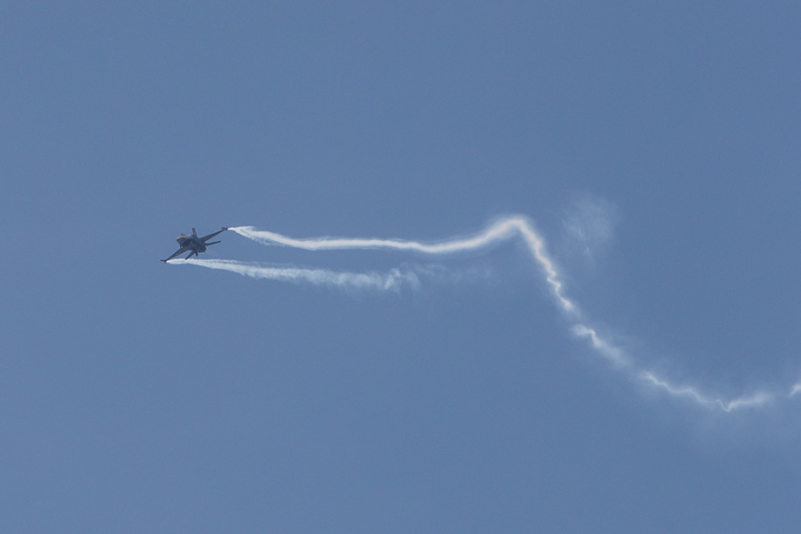 Συγκίνησε ο πιλότος της ομάδας Ζευς: Ετούτος δω ο λαός δεν γονατίζει παρά μονάχα μπροστά στους νεκρούς του