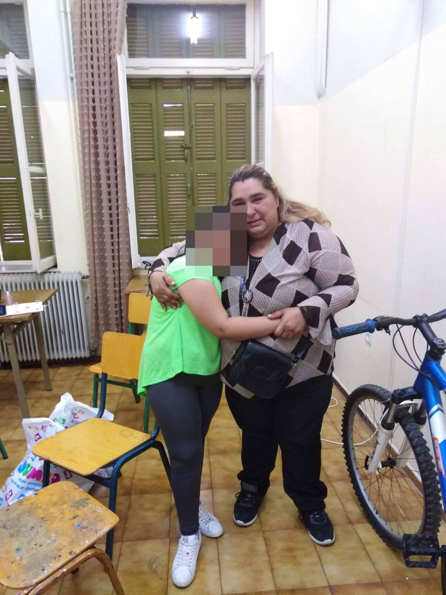 Η μητέρα της 12χρονης στο protothema: Δεν μπορώ να συγχωρήσω στον παπά αυτό που έκανε στο παιδί μου