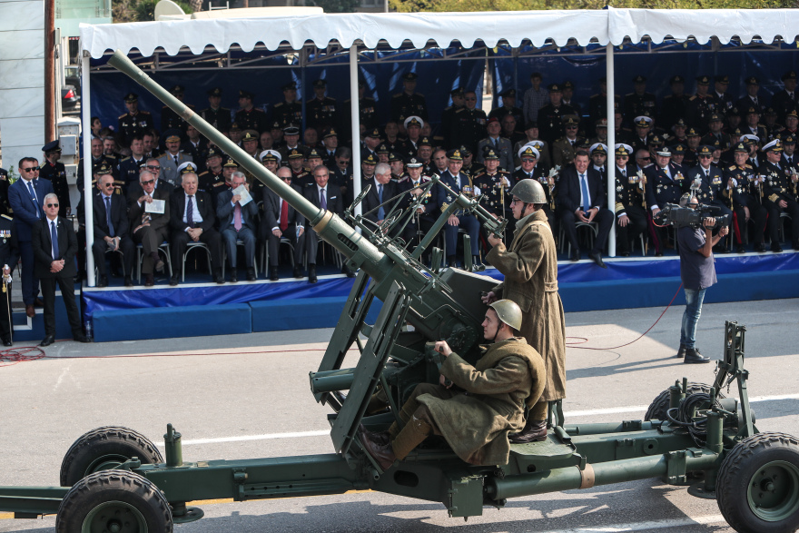 Θεσσαλονίκη: Εντυπωσιακή η στρατιωτική παρέλαση για την 28η Οκτωβρίου